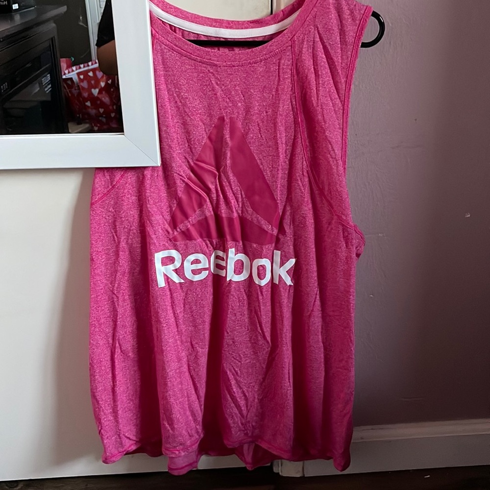 Pink tank top